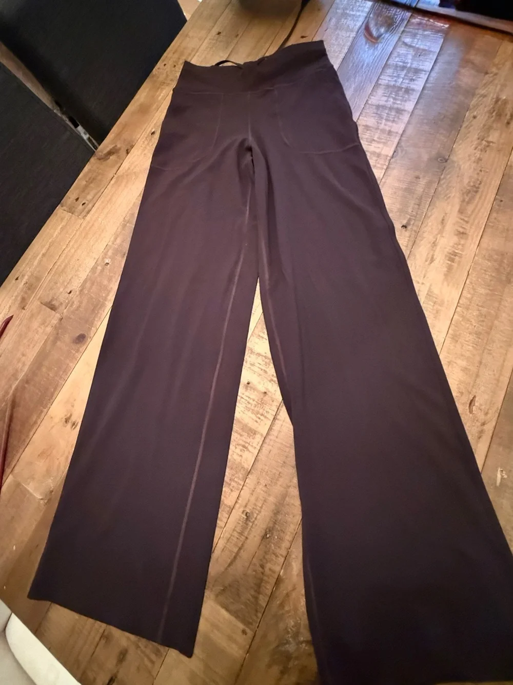 lululemon Throwback Still Pant Sequoia Size 6 EUC